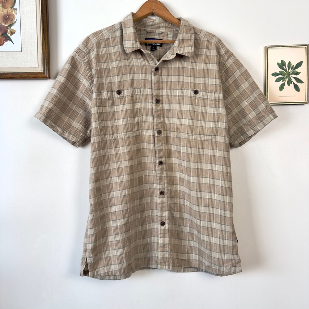 Patagonia Tan/Cream Plaid Organic Hemp Button Up Short Sleeve Large